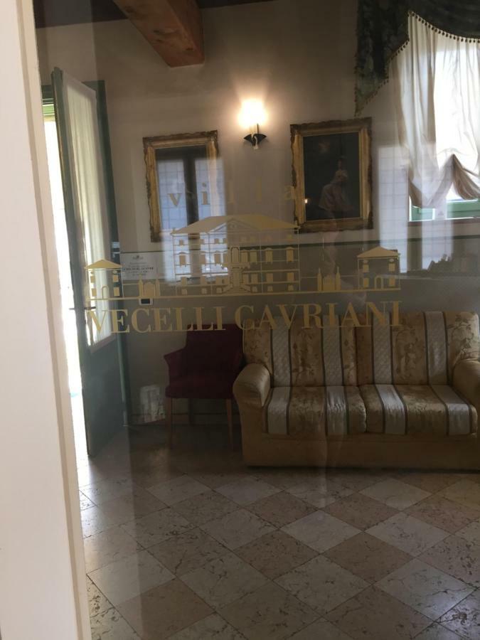 Villa Vecelli Cavriani Mozzecane 外观 照片